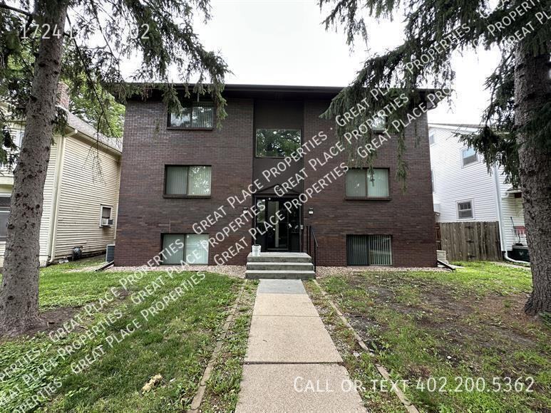 1724 D St #02 - Photo 4 of 16