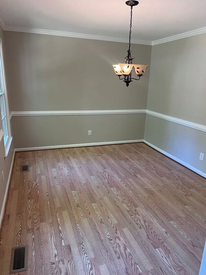 102 Harbin Ct - Photo 2 of 26