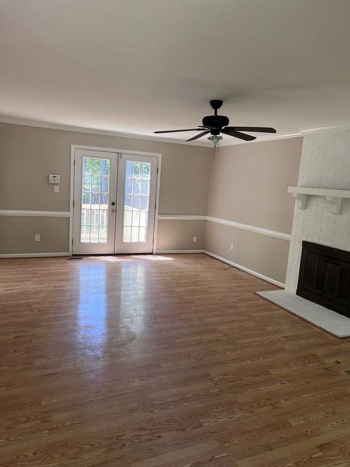 102 Harbin Ct - Photo 3 of 26