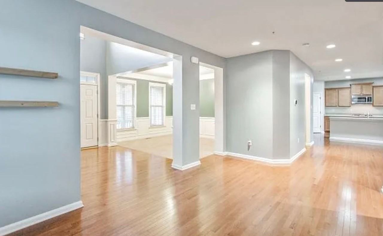 2604 Brooke Grove Rd - Photo 3 of 3
