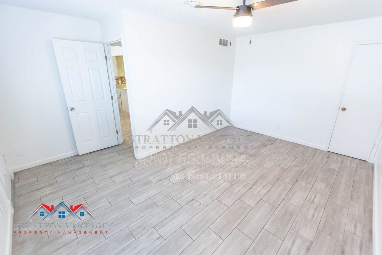3410 S Cutler Dr - Photo 6 of 35