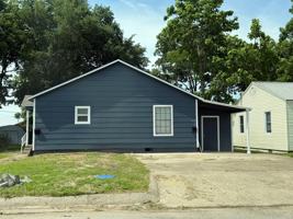featured image of 712 Coyne St