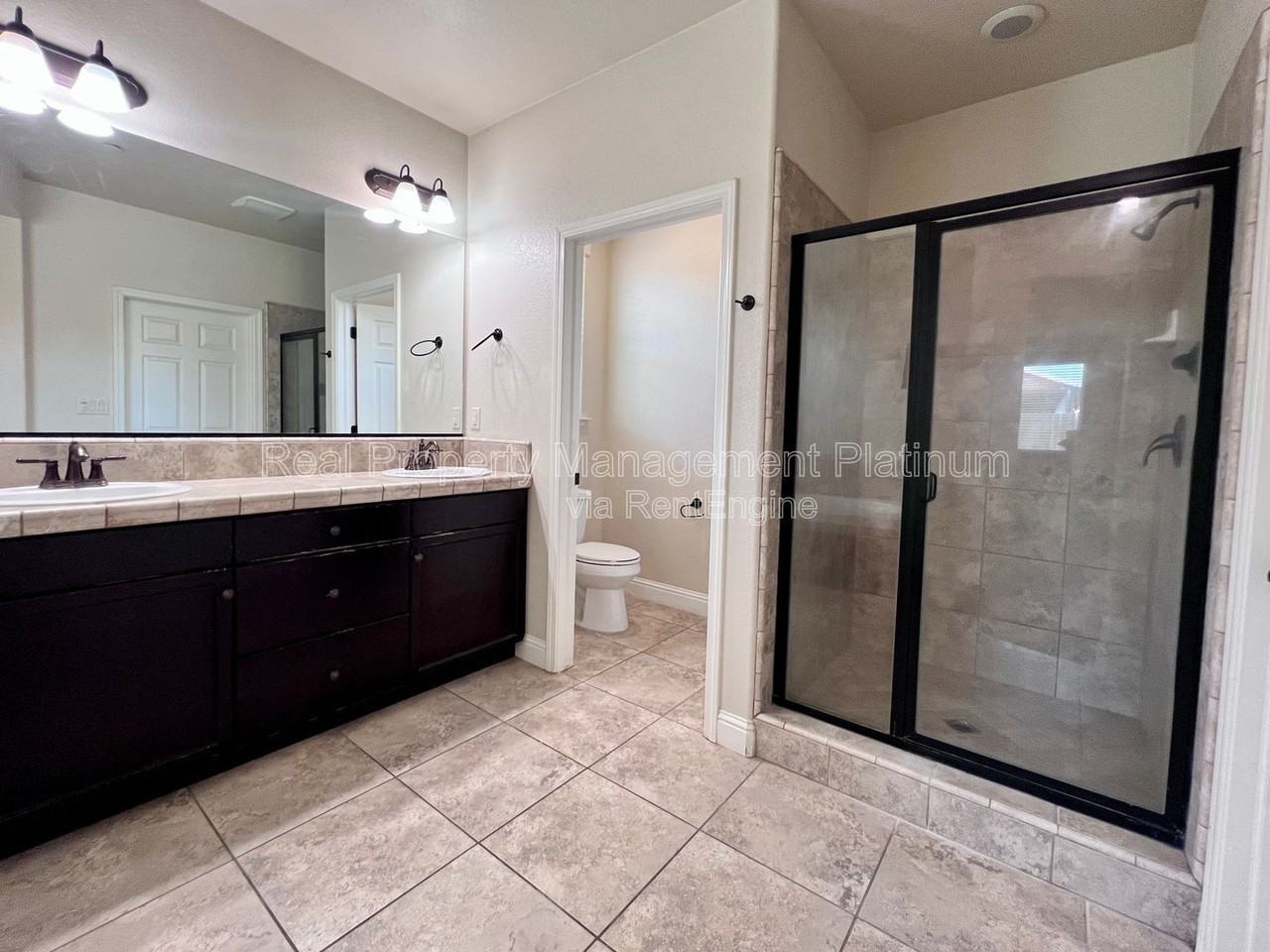5893 E Laurite Ave - Photo 5 of 20
