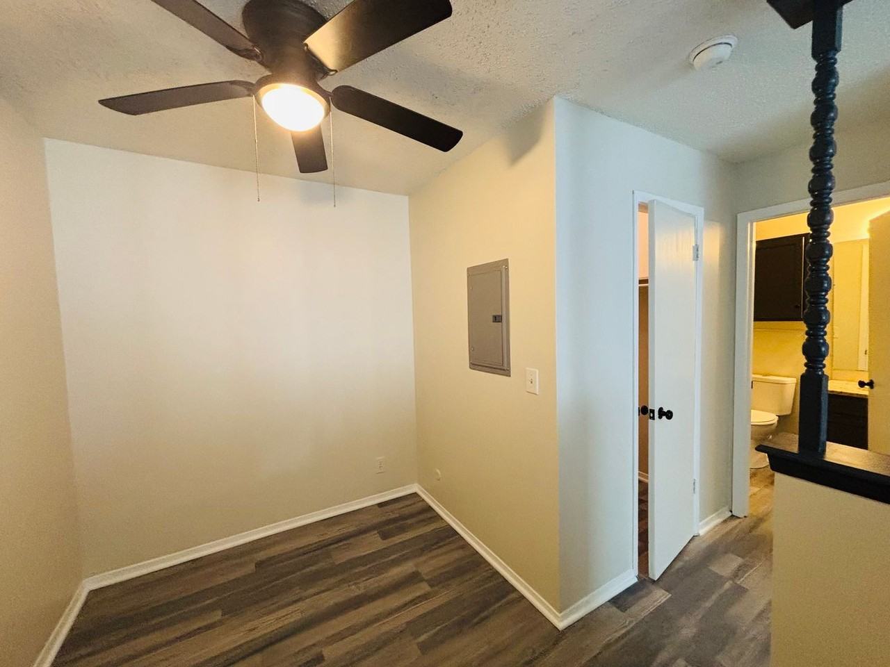 Stoneybrook Apartments - Photo 4 of 19