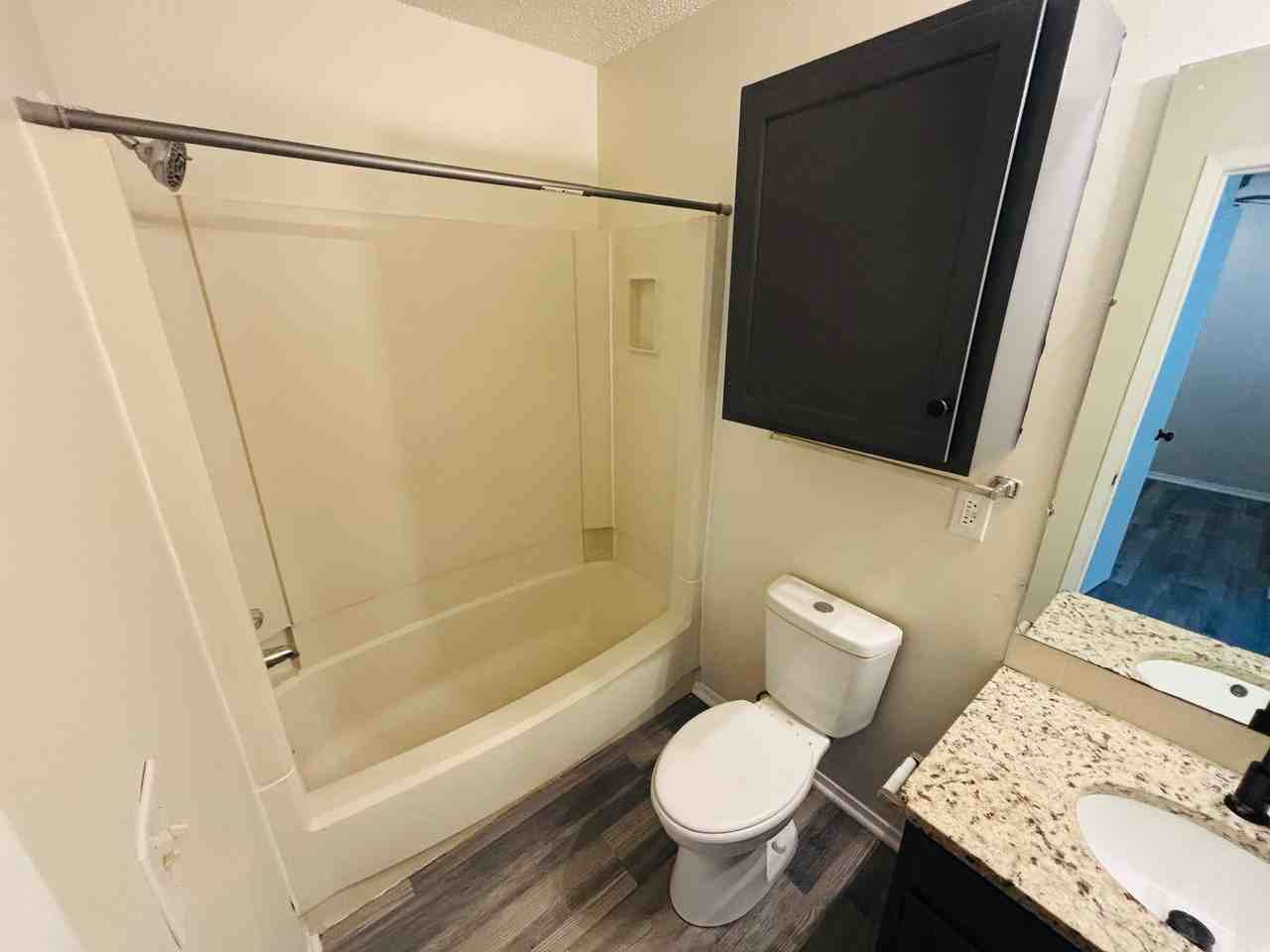 Stoneybrook Apartments - Photo 6 of 19
