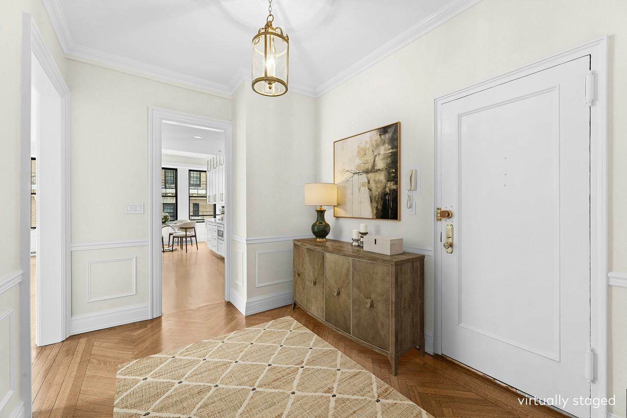 525 Park Ave #14A - Photo 2 of 9