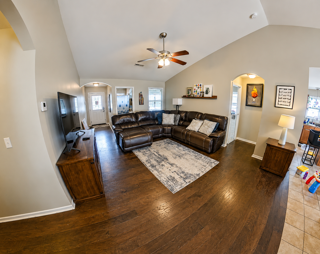 801 Highland Ridge Dr - Photo 2 of 13