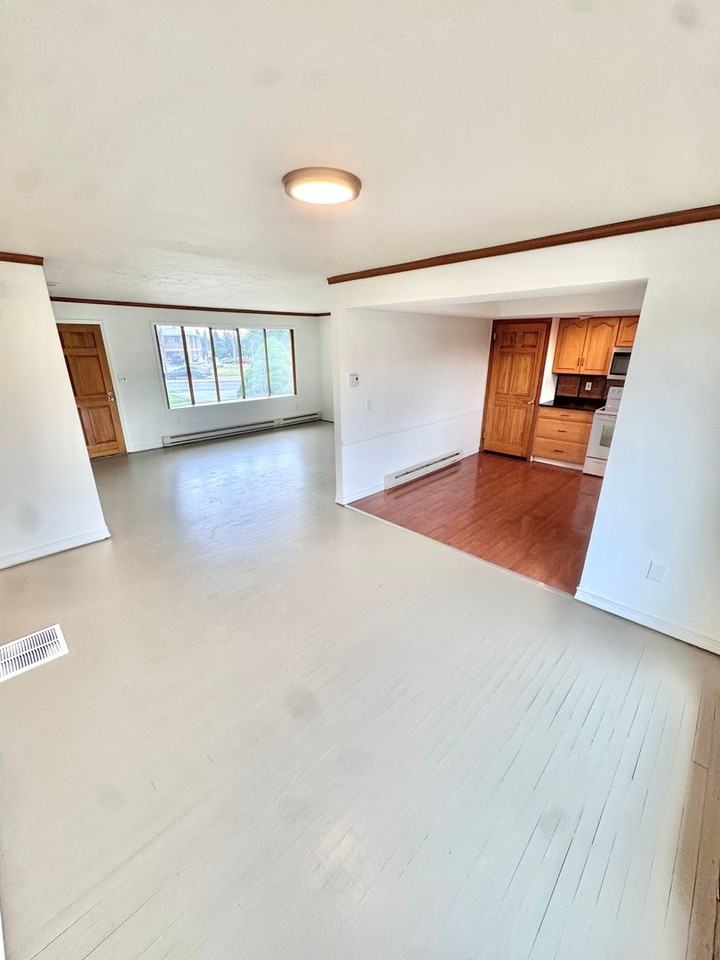 8325 Schantz Rd - Photo 7 of 21
