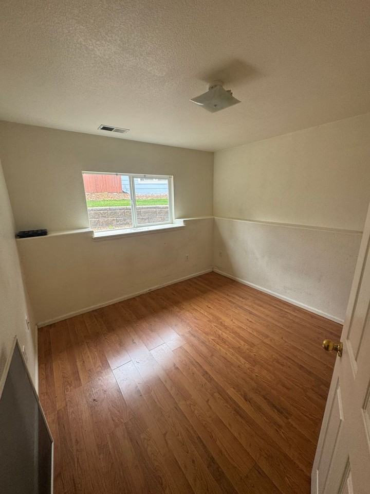 6827 Autumn Ridge Dr - Photo 3 of 6