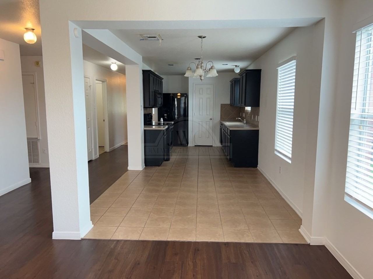 3304 Catalina Dr - Photo 5 of 19