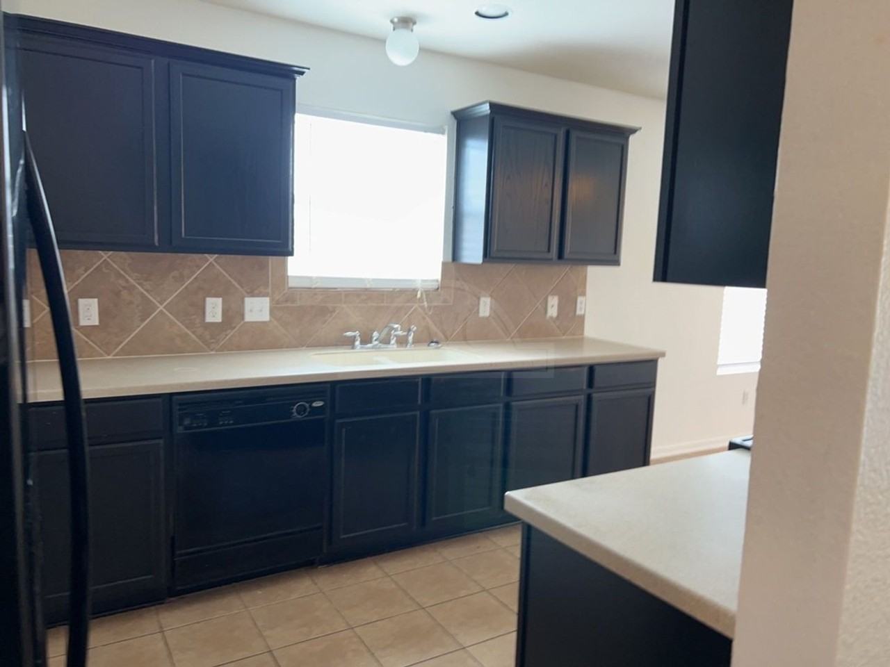3304 Catalina Dr - Photo 6 of 19