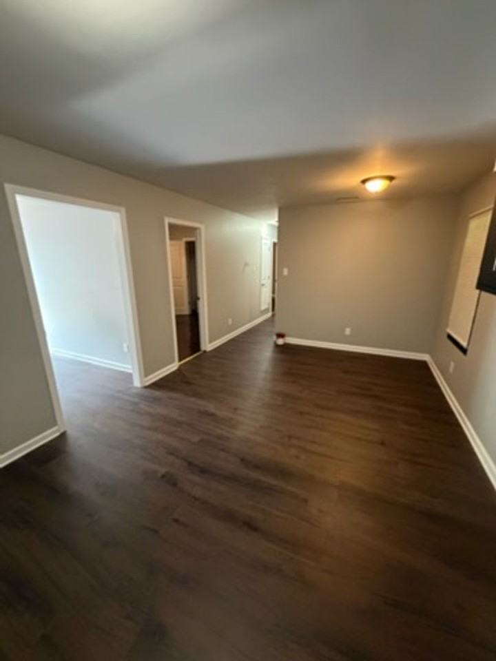1629 S Lauderdale St - Photo 3 of 11