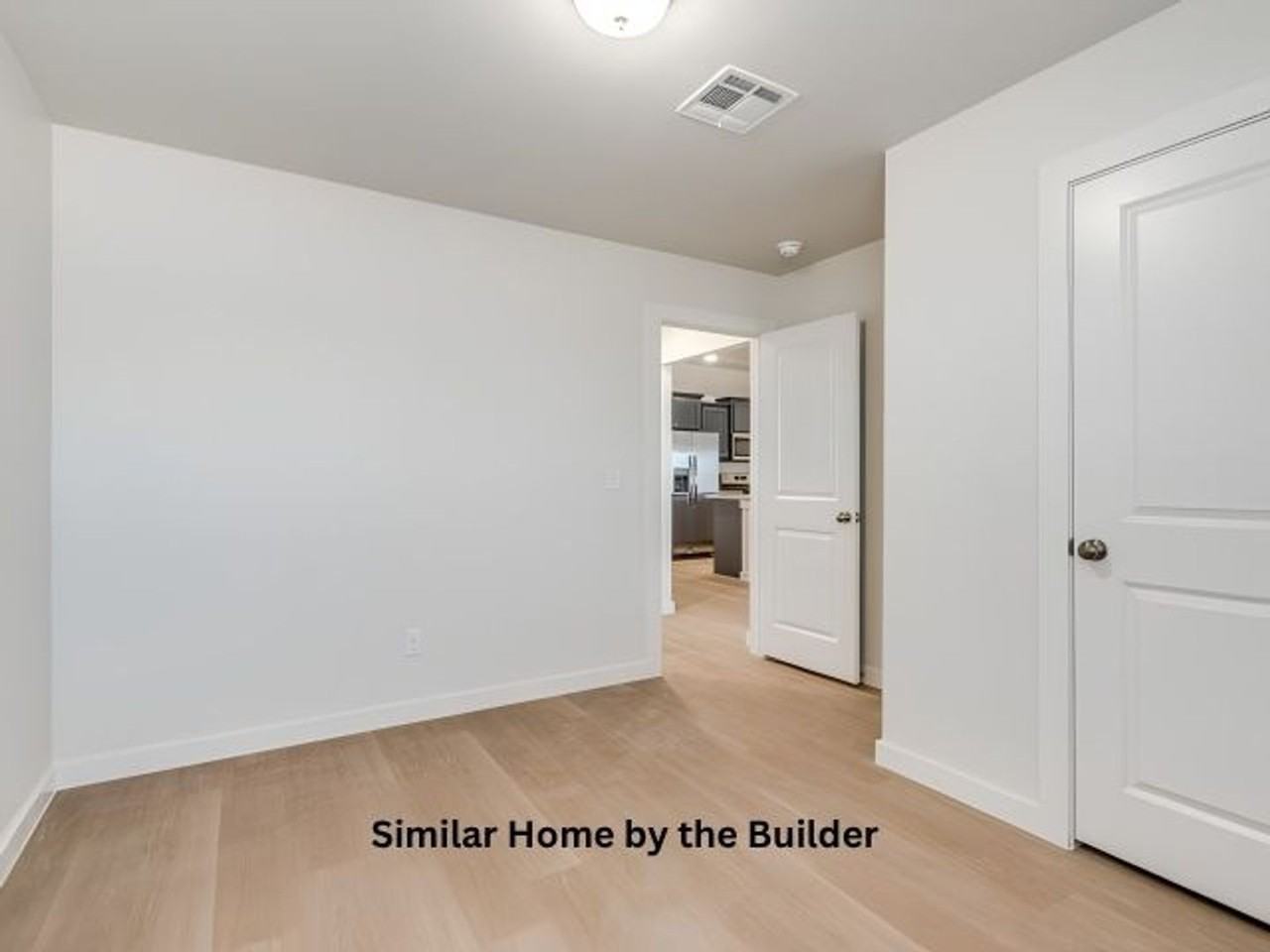 1616 1616 Highland Loop - Photo 5 of 31