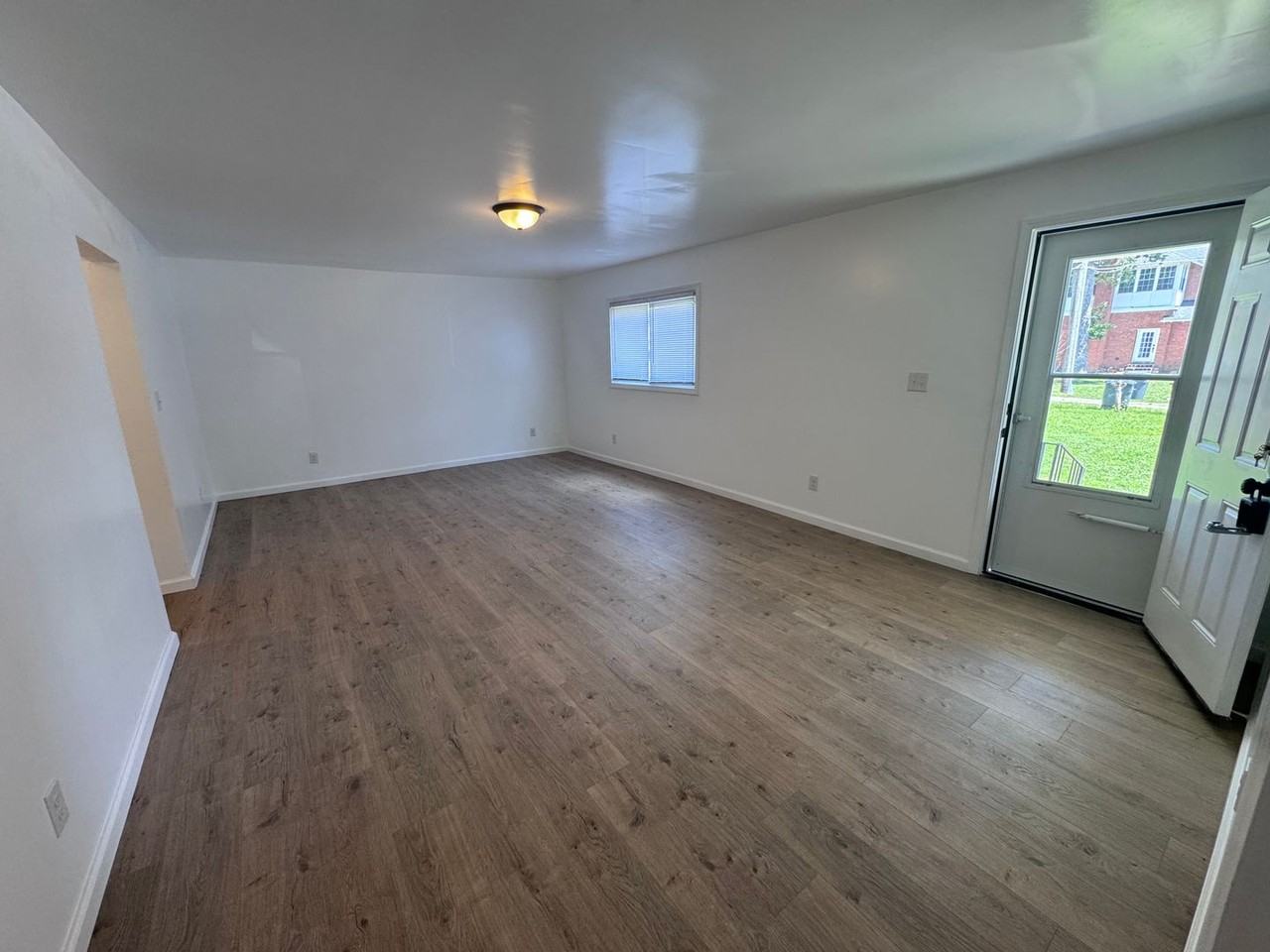 2230 Monroe St - Photo 7 of 24