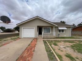 featured image of 1112 N 9th St
