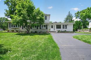 1702 N Beech Rd - Photo 1 of 1