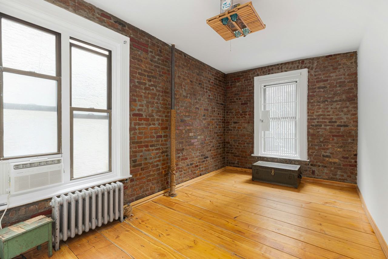 177 Thompson St #7 - Photo 6 of 13