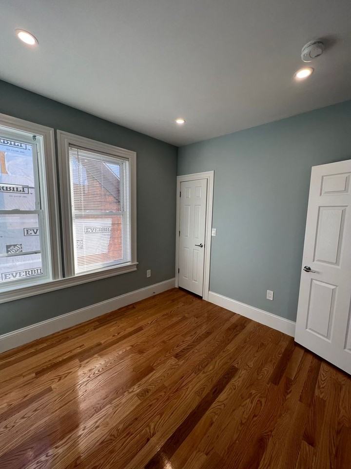 83 Winchester St - Photo 7 of 20