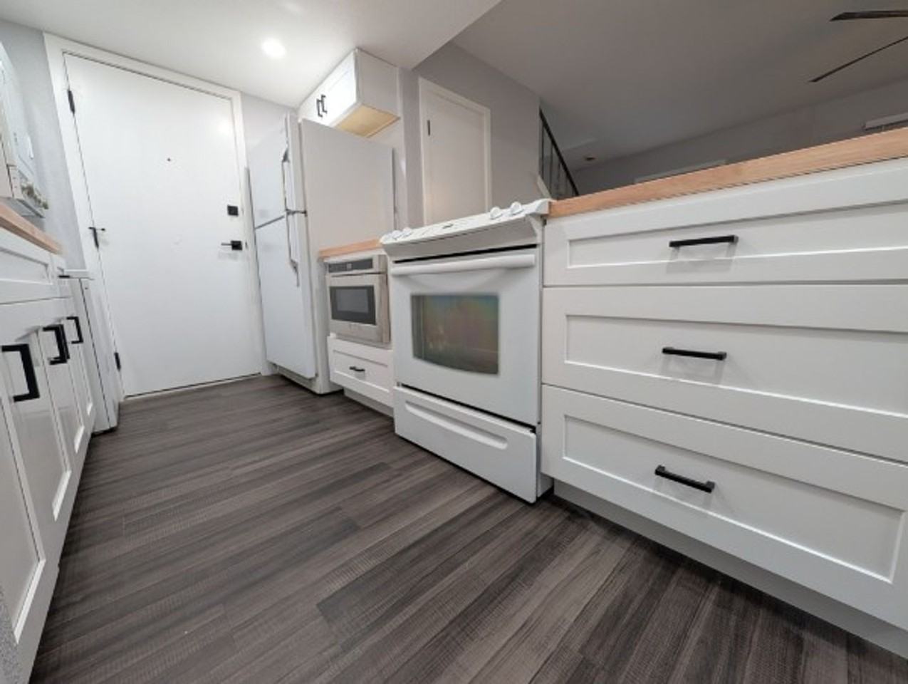 1441 Dorothy Ave #3 - Photo 3 of 13