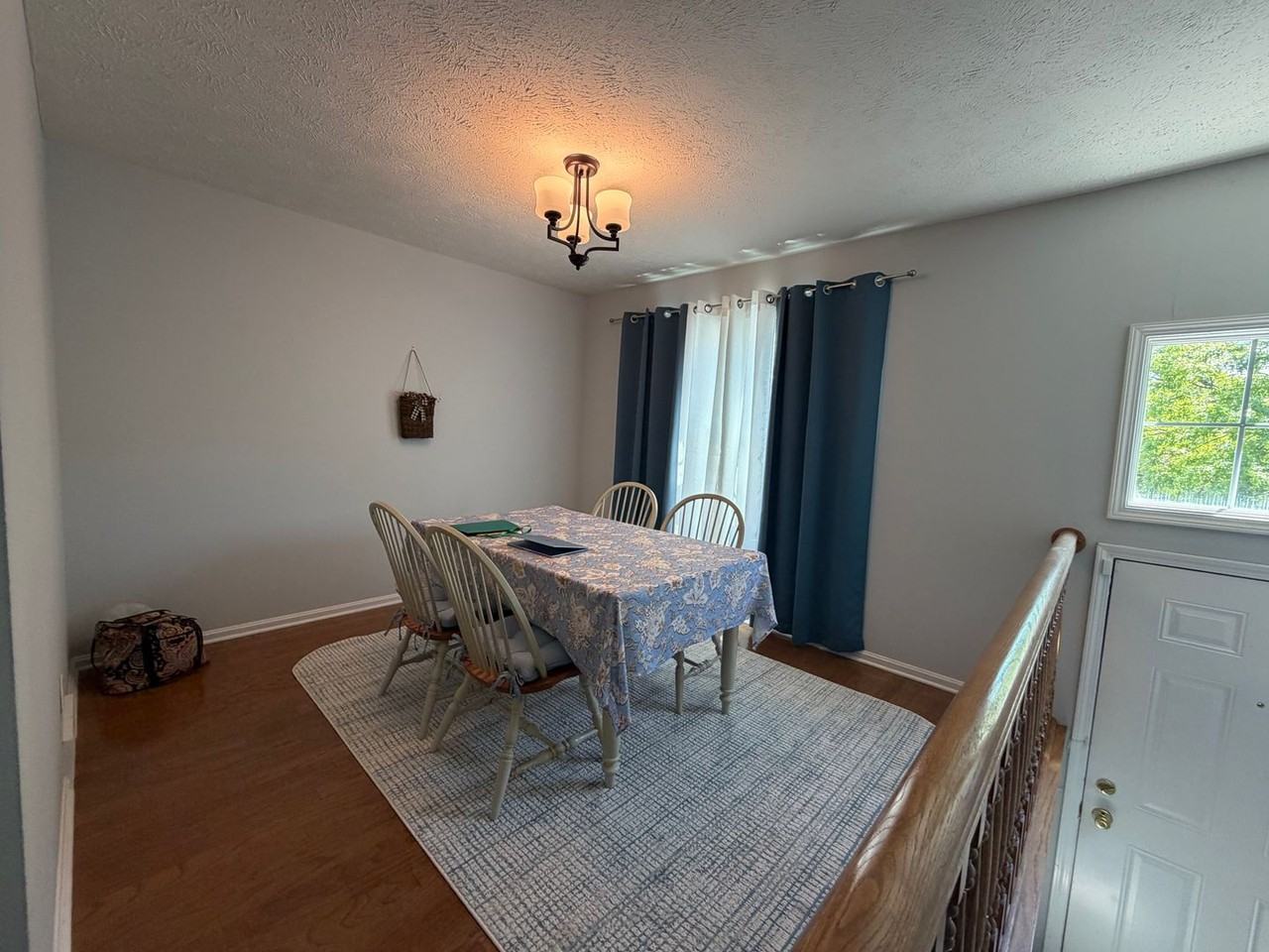 8325 Beacon Pl - Photo 2 of 16