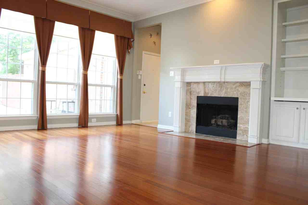 11000 Breezewood Dr - Photo 7 of 32