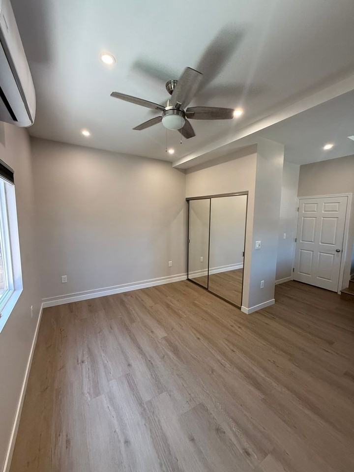 1811 Parrot St - Photo 7 of 12