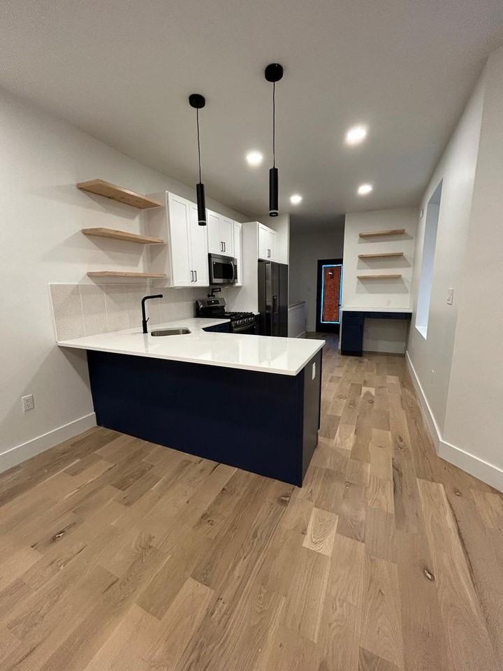 5431 Irving St - Photo 5 of 7
