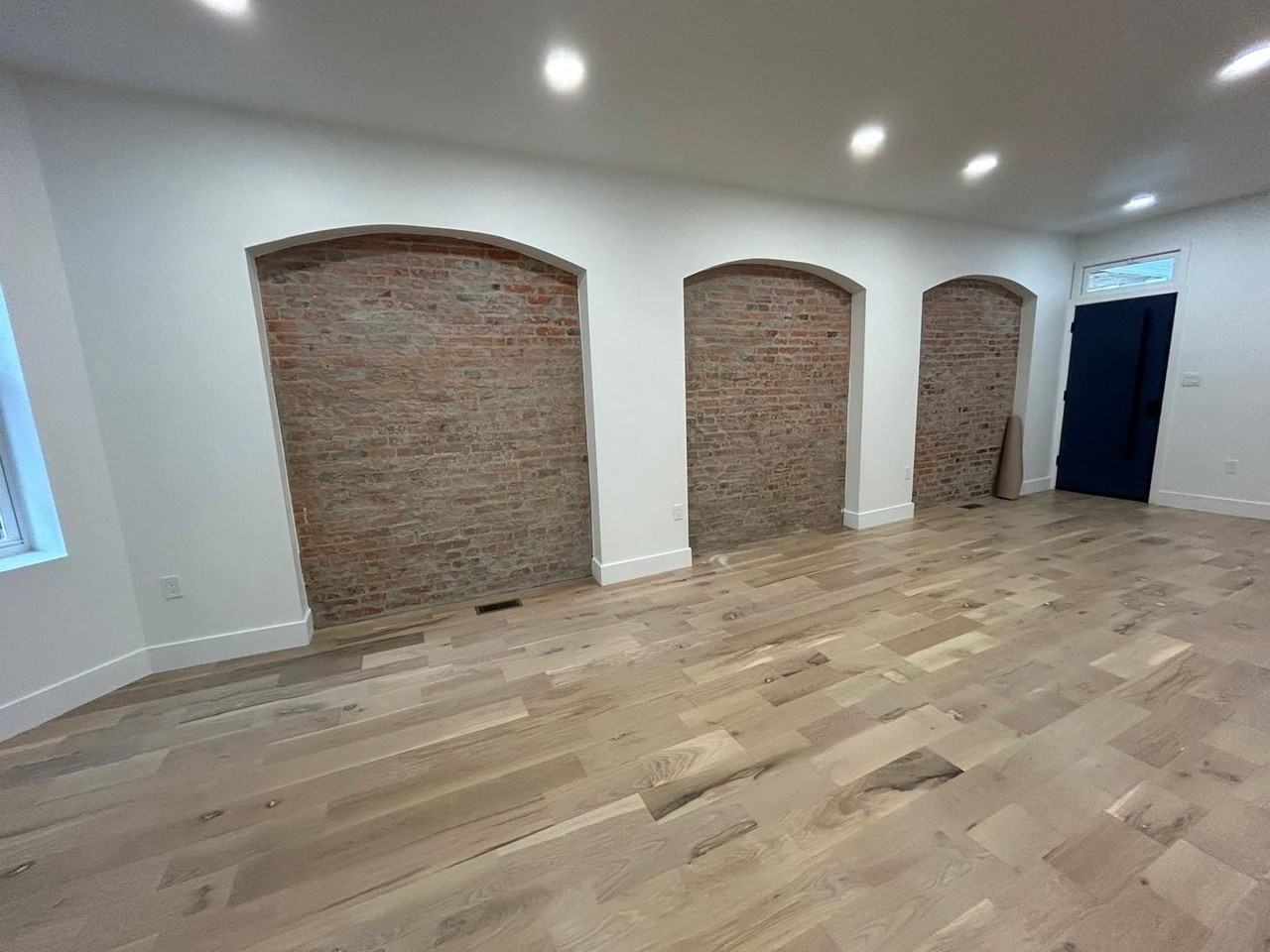 5431 Irving St - Photo 6 of 7