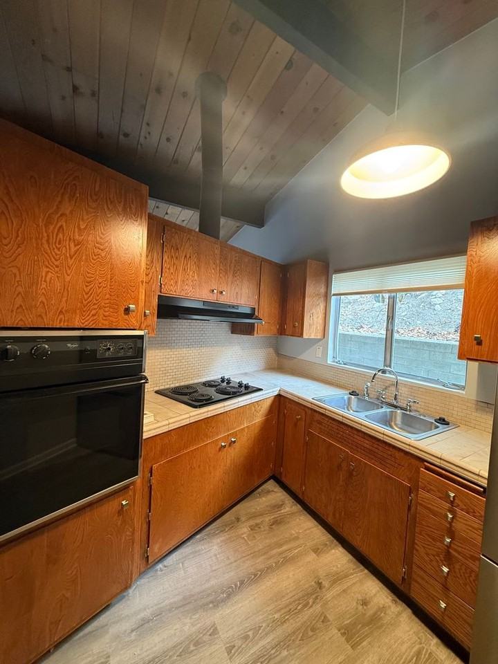 9219 Fanita Rancho Rd - Photo 3 of 12