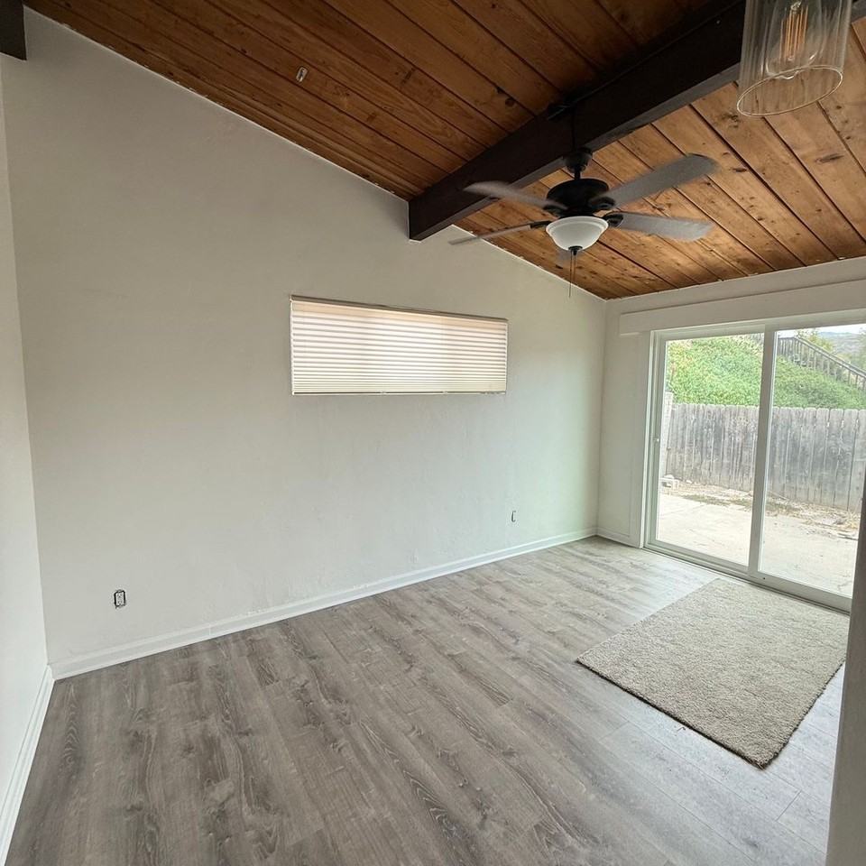 9219 Fanita Rancho Rd - Photo 7 of 12