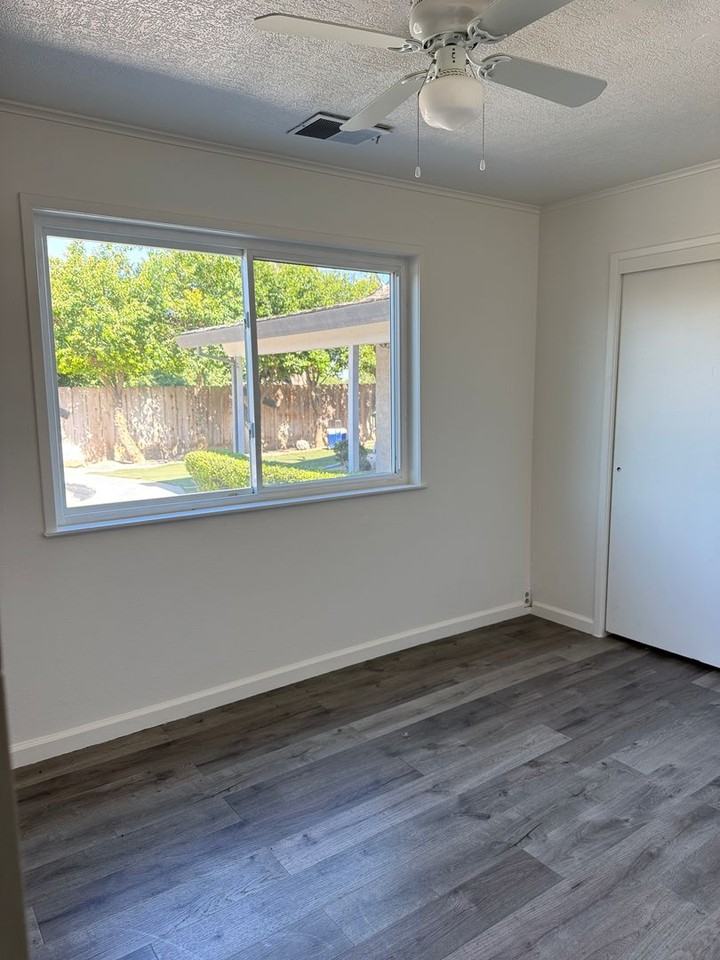 14944 Badger Flat Rd - Photo 2 of 12