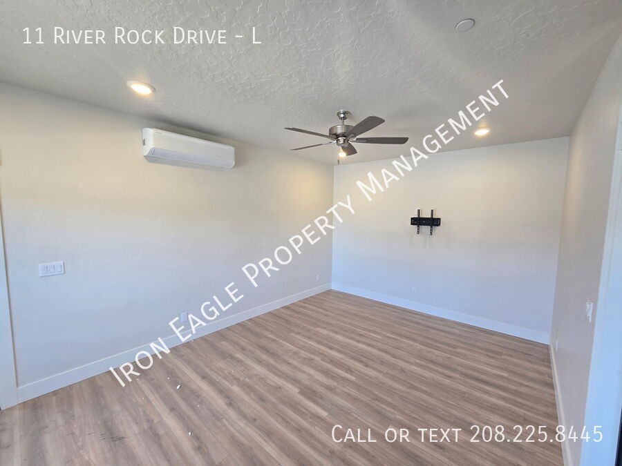 11 River Rock Drive - L - Photo 3 of 10