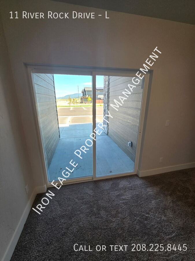 11 River Rock Drive - L - Photo 4 of 10