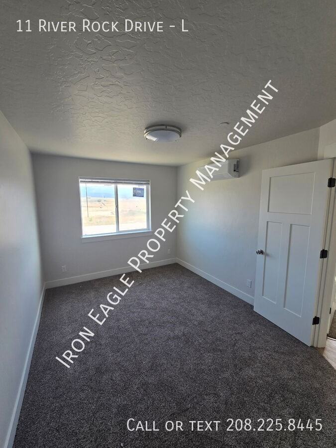 11 River Rock Drive - L - Photo 7 of 10
