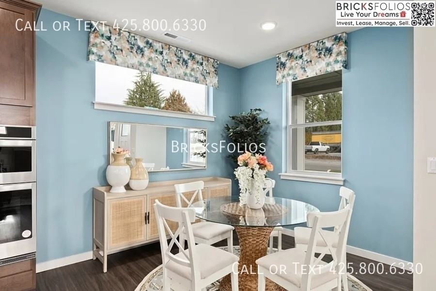 5163 86th Ave Ne - Photo 5 of 31
