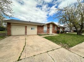 featured image of 8417 S Villa Ave