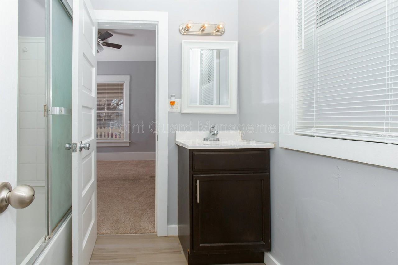 1422 S Wichita St - Photo 7 of 20