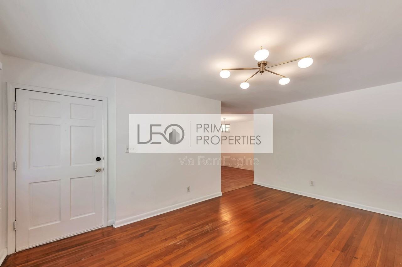 1728 Springer St Nw - Photo 2 of 15