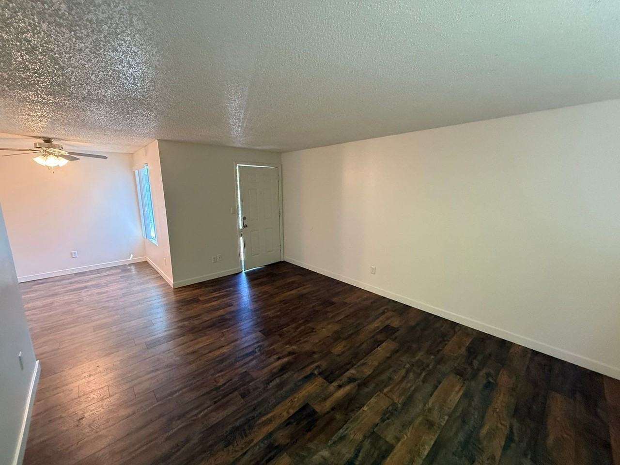 457 Senate St Nw - Photo 4 of 26