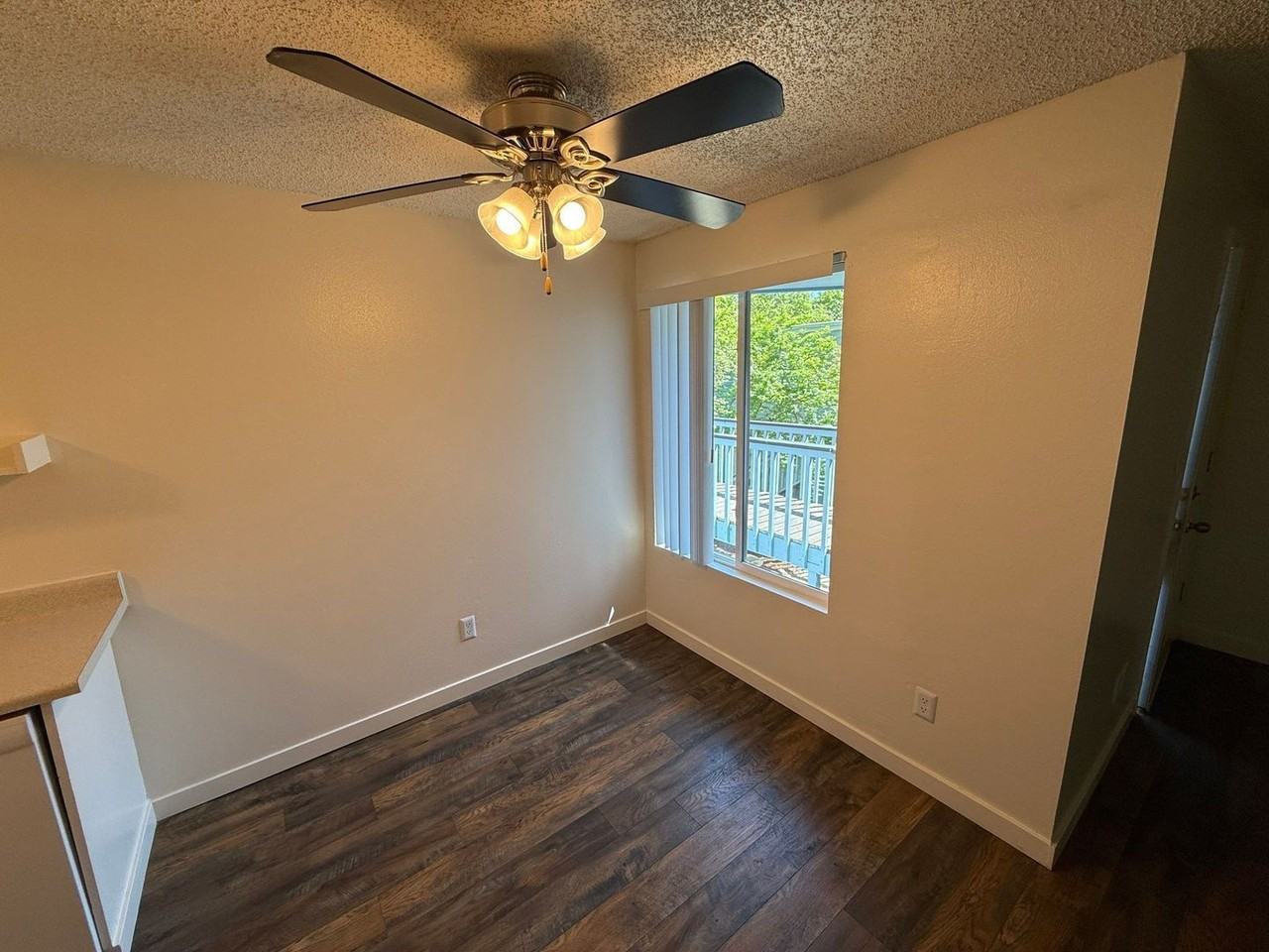 457 Senate St Nw - Photo 6 of 26
