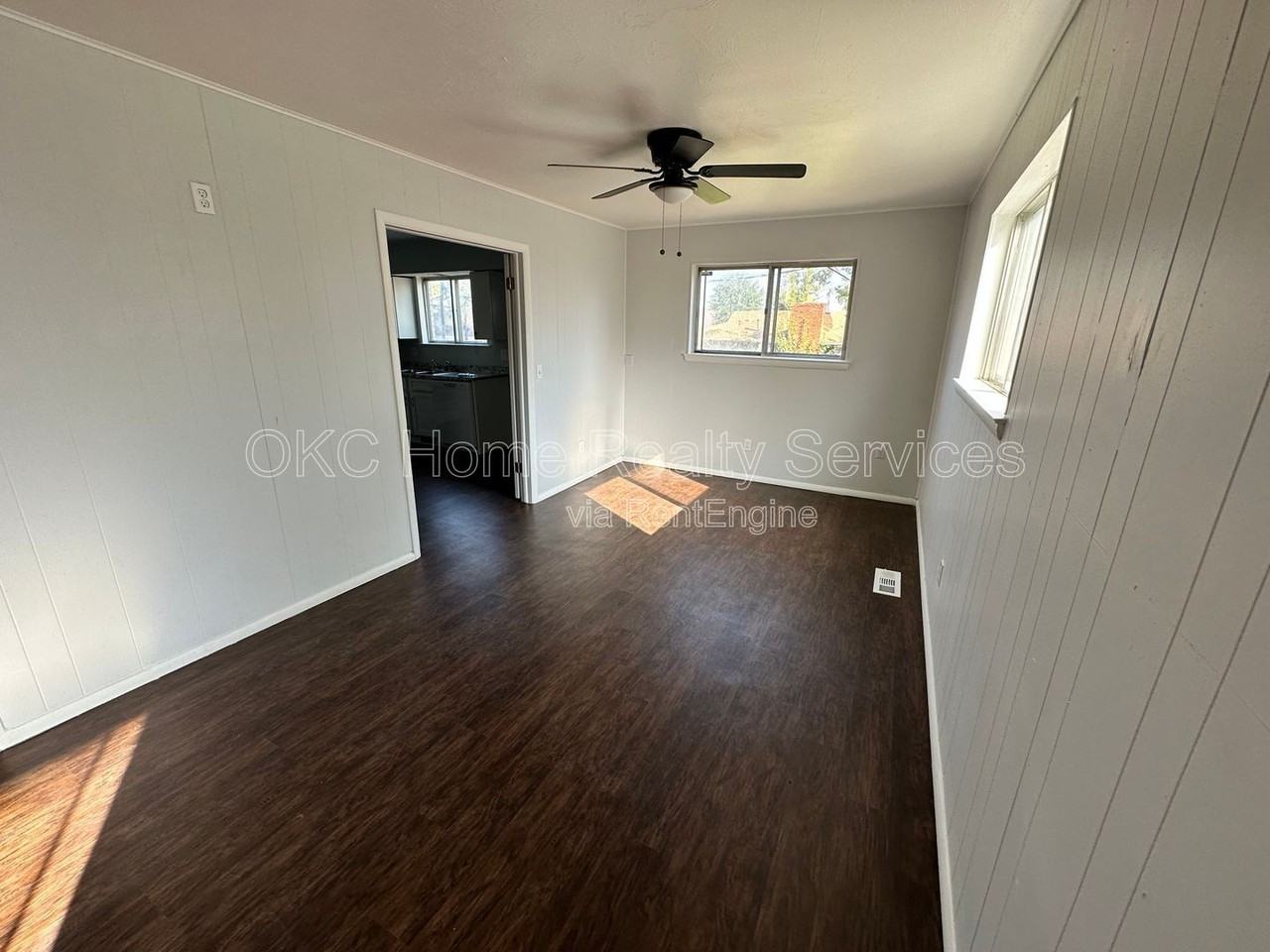 39 1/2 Ne 63rd St - Photo 6 of 21