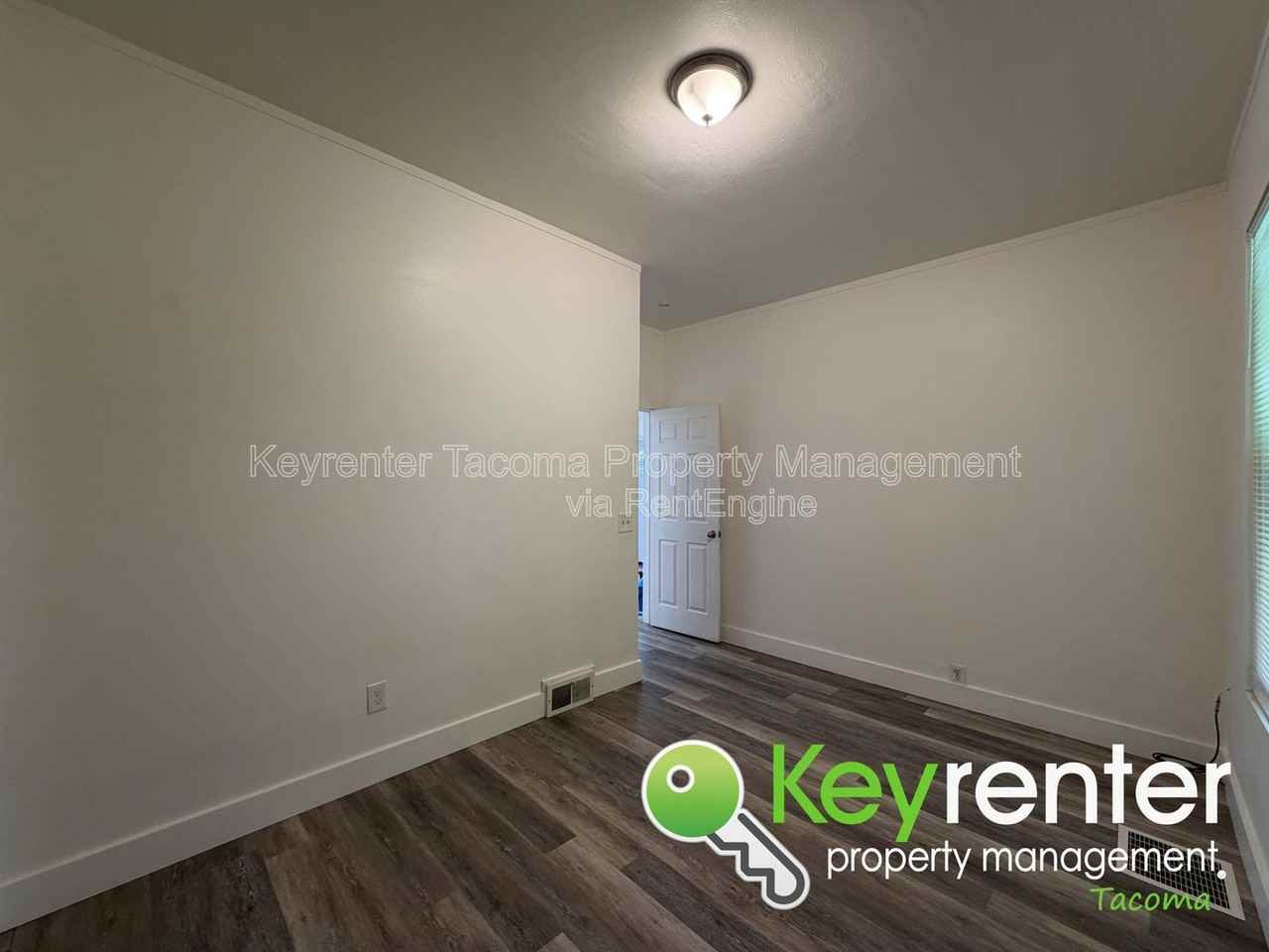 3620 S M St - Photo 5 of 20