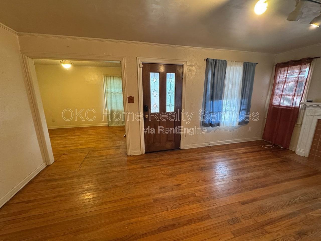 2713 Normandy St - Photo 2 of 12