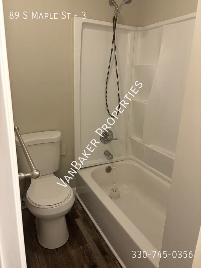 89 S Maple St #3 - Photo 6 of 7