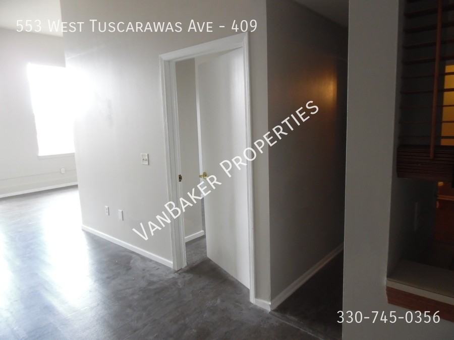 553 W Tuscarawas Ave #409 - Photo 4 of 12