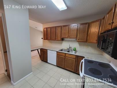 147 King Edward Way - Photo 4 of 11