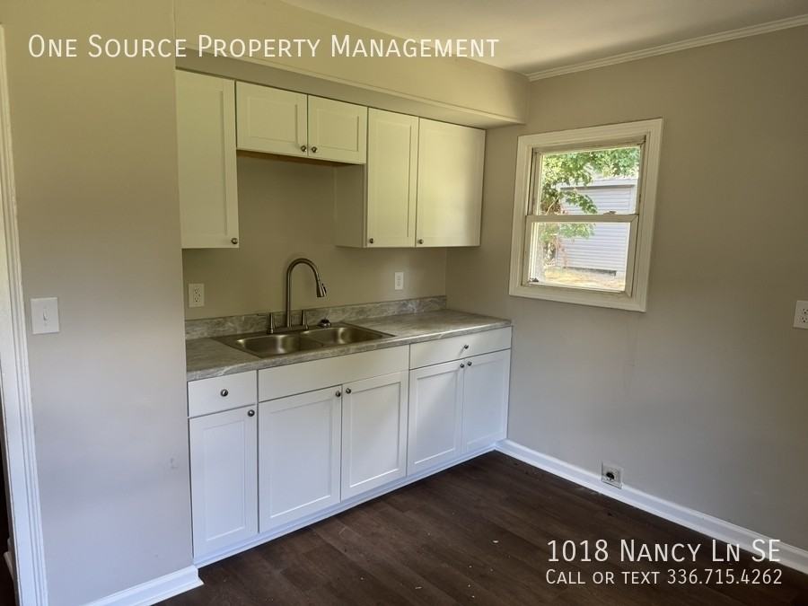 1018 Nancy Ln - Photo 4 of 11