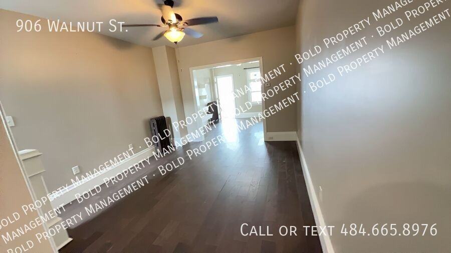 906 Walnut St - Photo 4 of 14