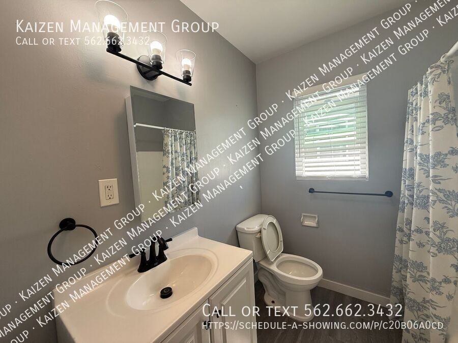 5471 Linden Ave #8 - Photo 5 of 9