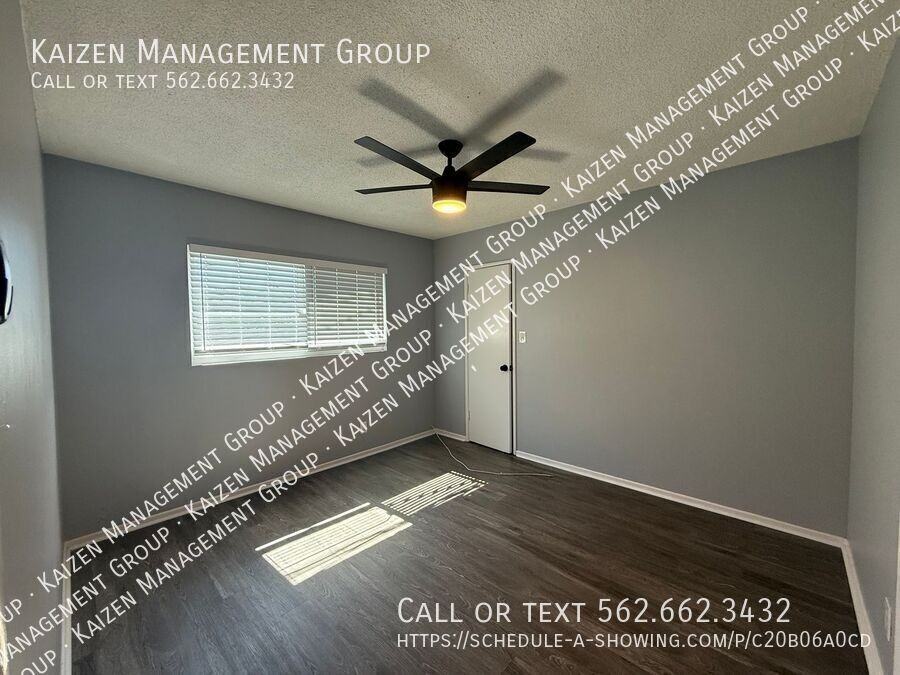 5471 Linden Ave #8 - Photo 7 of 9